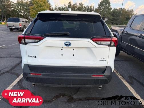 2023 Toyota RAV4 Hybrid LE