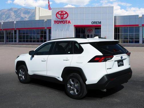 2023 Toyota RAV4 Hybrid LE