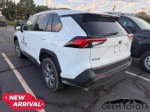 2023 Toyota RAV4 Hybrid LE