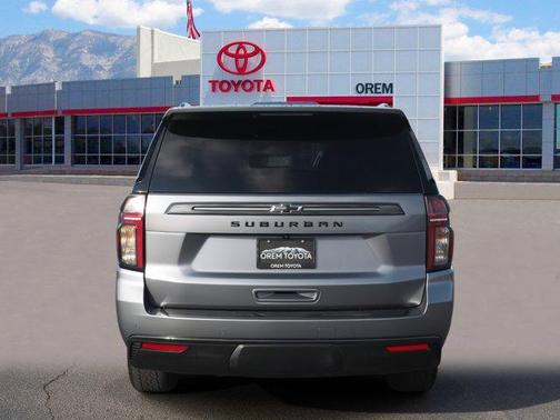 2022 Chevrolet Suburban 4WD Z71