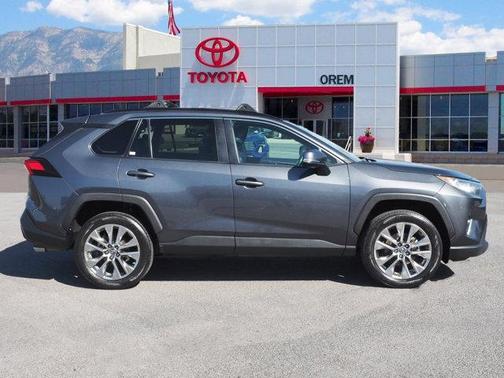 2019 Toyota RAV4 XLE Premium