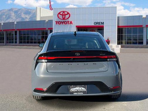 2024 Toyota Prius XLE