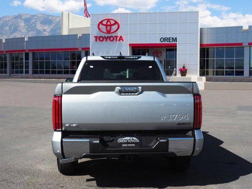 2025 Toyota Tundra Hybrid 1794 Edition