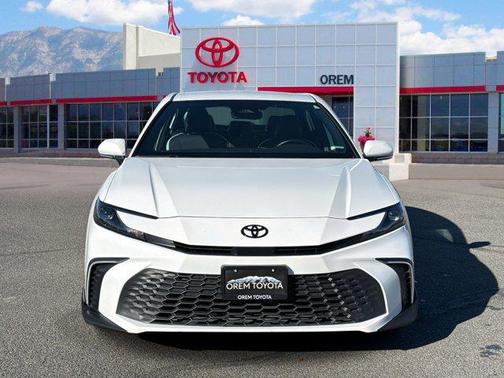 2025 Toyota Camry XLE