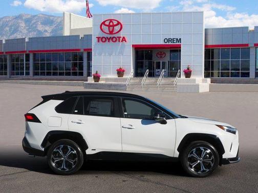 2025 Toyota RAV4 Hybrid SE