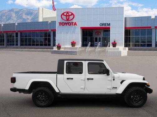 2023 Jeep Gladiator Willys 4x4