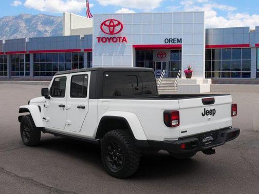 2023 Jeep Gladiator Willys 4x4