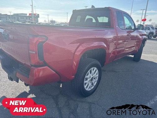 2025 Toyota Tacoma SR5