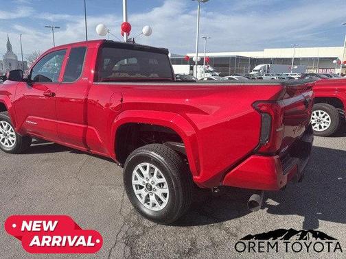 2025 Toyota Tacoma SR5