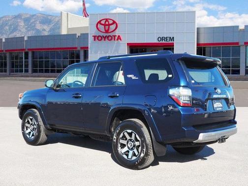2024 Toyota 4Runner TRD Off Road