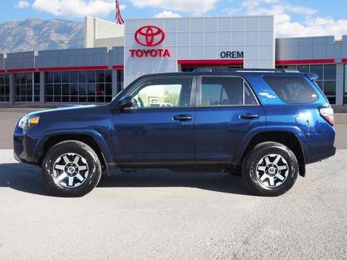 2024 Toyota 4Runner TRD Off Road