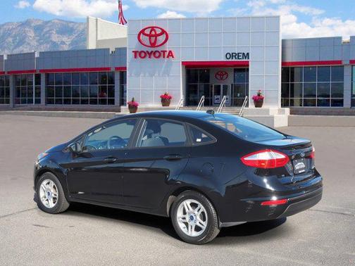 2017 Ford Fiesta SE