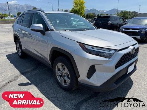 2024 Toyota RAV4 XLE