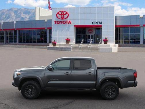 2022 Toyota Tacoma SR5