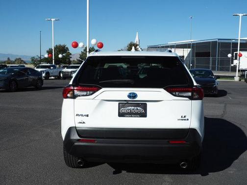 2023 Toyota RAV4 Hybrid LE