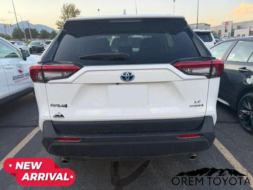 2023 Toyota RAV4 Hybrid LE