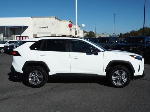 2023 Toyota RAV4 Hybrid LE