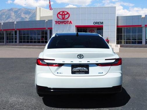 2025 Toyota Camry XLE