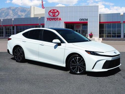 2025 Toyota Camry XLE