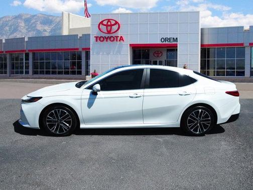 2025 Toyota Camry XLE