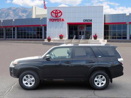 2022 Toyota 4Runner SR5 Premium