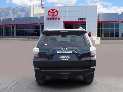 2022 Toyota 4Runner SR5 Premium