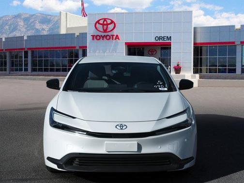 2026 Toyota Prius LE