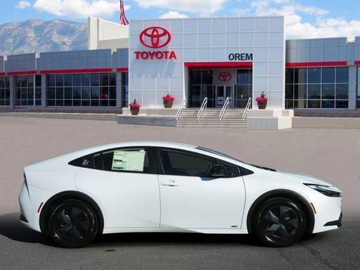 2026 Toyota Prius LE