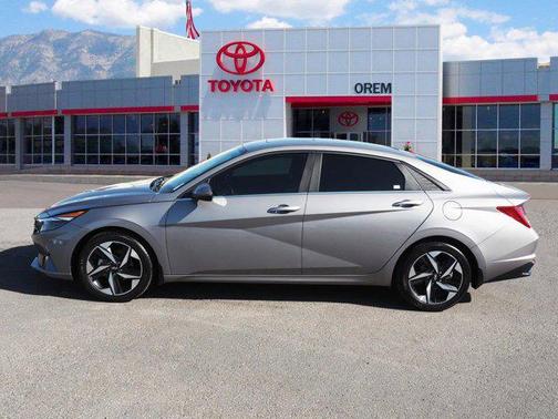 2023 Hyundai ELANTRA Limited