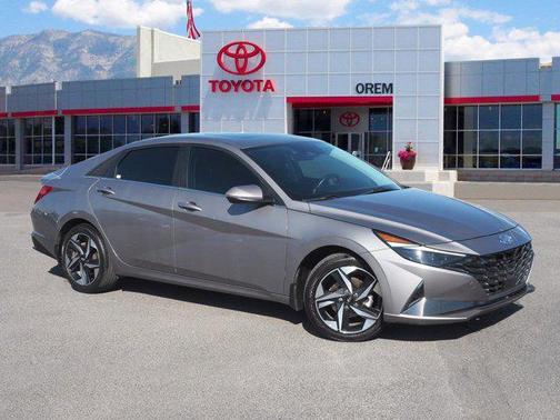 2023 Hyundai ELANTRA Limited