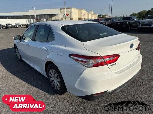 2018 Toyota Camry Hybrid LE