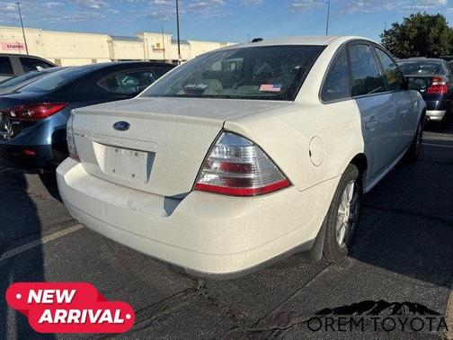 2009 Ford Taurus SE