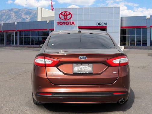 2016 Ford Fusion SE