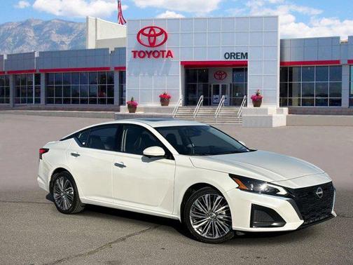 2023 Nissan Altima 2.5 SL