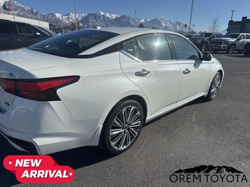 2023 Nissan Altima 2.5 SL