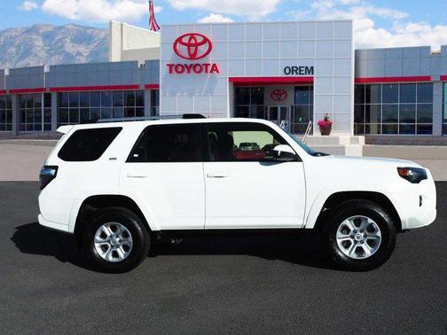 2022 Toyota 4Runner SR5