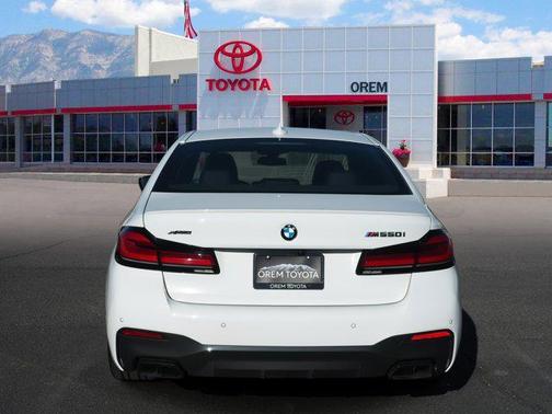 2023 BMW M550 i Xdrive