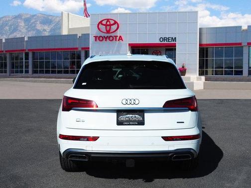 2022 Audi Q5 45 S line Prestige