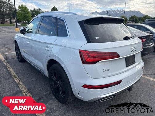 2022 Audi Q5 45 S line Prestige