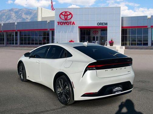 2023 Toyota Prius XLE