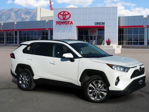 2021 Toyota RAV4 XLE Premium