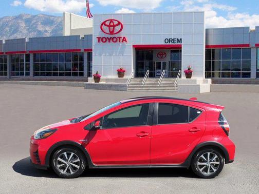 2018 Toyota Prius c Two