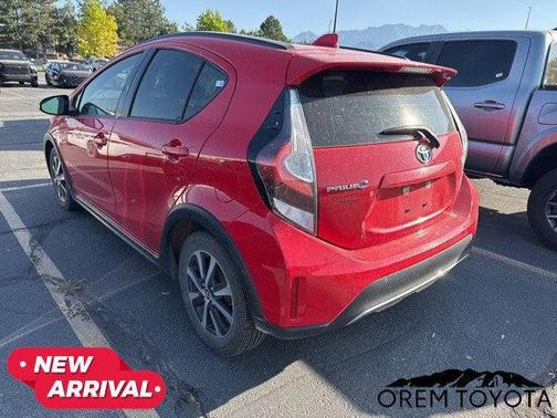 2018 Toyota Prius c Two