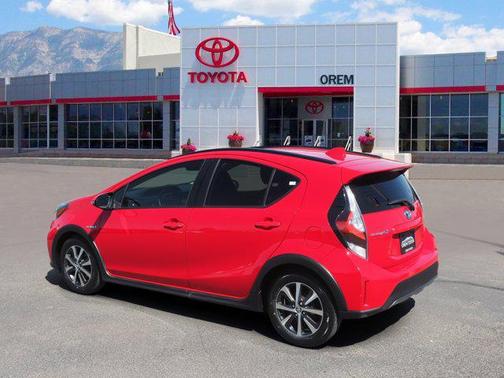 2018 Toyota Prius c Two