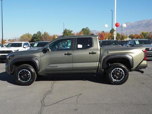2025 Toyota Tacoma TRD Off Road