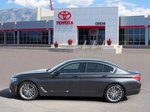 2019 BMW 530e xDrive iPerformance