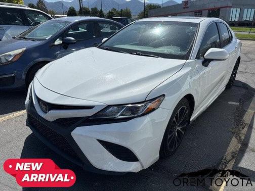 2018 Toyota Camry SE