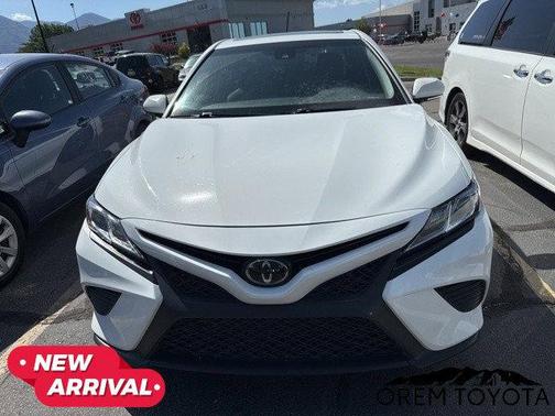 2018 Toyota Camry SE