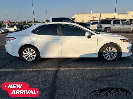 2020 Toyota Camry LE
