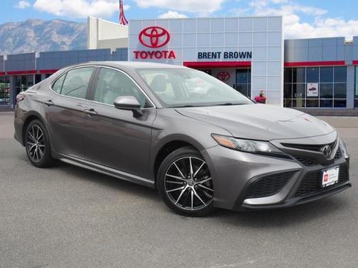 Photo 1 of 25 of 2021 Toyota Camry SE